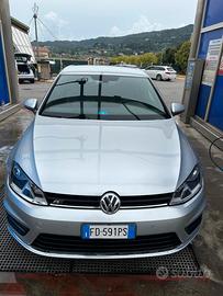 Volkswagen Golf serie 7 R