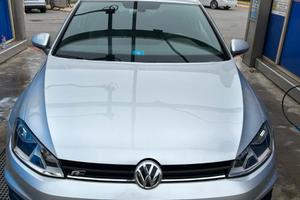 Volkswagen Golf serie 7 R
