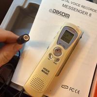 Registratore compatto con microfono spia