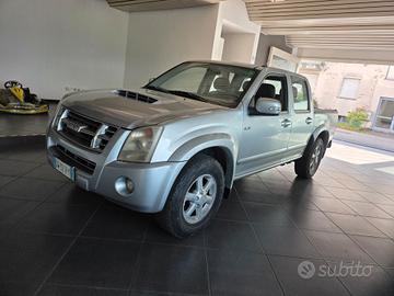 Isuzu D-Max 3.0 TD cat Crew Cab 4WD Pup. LS Aut. E