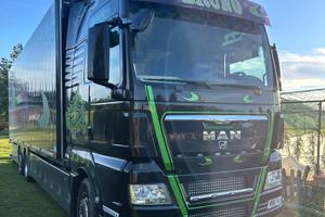 Autocarro a frigo MAN tgx440