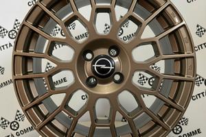 CERCHI IN LEGA OPEL CORSA FRONTERA MOKKA-e da 18"