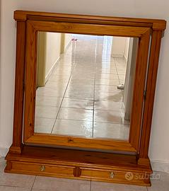 Specchiera in legno con cassettini