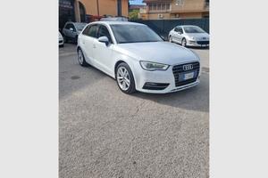 AUDI A3 SPB 1.6 TDI S TRONIC SPORT