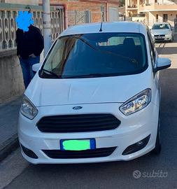 Ford Tourneo courier 