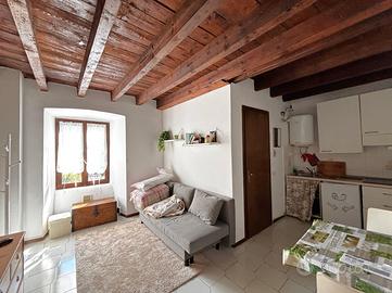 Monolocale a clusone con posto auto