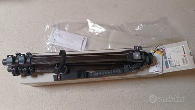 Cavalletto Manfrotto stabile e leggero