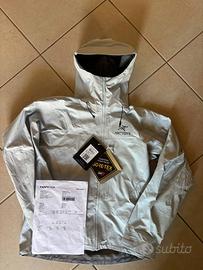 Arc’teryx Beta Jacket Gore-Tex Grigio – Taglia M
