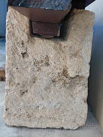 blocco di travertino lavorato 