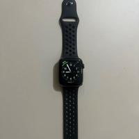 Apple Watch SE 44mm GPS – 1ª gen + 4 Cinturini