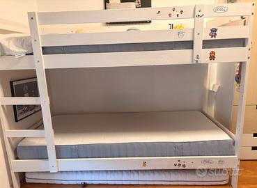 Letto a castello no materassi sì doghe