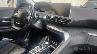 PEUGEOT 3008 2ª serie - 2018