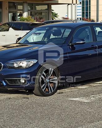 BMW 118d 5p. Advantage