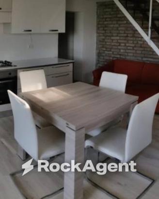 Rustico / Casale di 140 m² con più di 5 locali a U