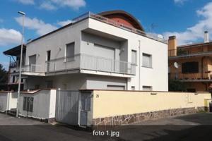 Casal Bernocchi due camere matrimoniali