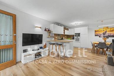 Appartamento di 79 m² con 3 locali e posto auto a 