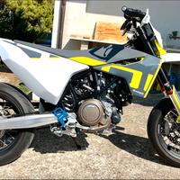 Husqvarna 701 Supermoto - 2022