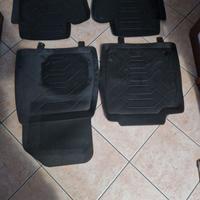 TAPPETINI AUTO IN GOMMA PER NISSAN JUKE II° SERIE