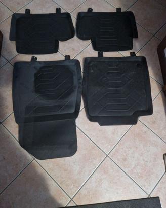 TAPPETINI AUTO IN GOMMA PER NISSAN JUKE II° SERIE