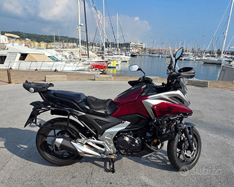 Honda NC750X 2025