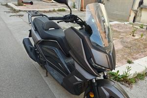 Nuovissimo scooter.