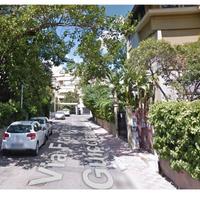 Cagliari, via Guicciardini, posto auto in rimessa