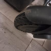 monopattino xiaomi-ruote piene antiforatura