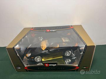 Porsche 911 Carrera '97 1:18 Bburago – Gold Collec