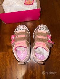 Scarpe ginbastica con luci bimba NUOVE