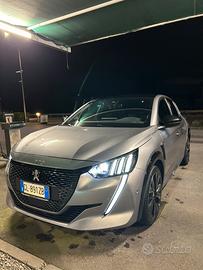 PEUGEOT 208 GT come nuova