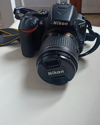 Nikon D5600 + borsa+ 3 filtri nd 2-4-8