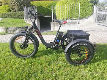 tribike servoassistita