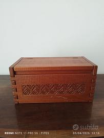 Cofanetto in legno Artesanos Don Bosco Perù — Cofr