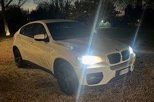 BMW x6 bianco