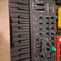 Arturia MicroBrute UFO