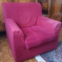 Poltrona in buone condizioni – copripoltrona nuovo