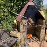 Porta caciotta impiccato girevole e trasportabile