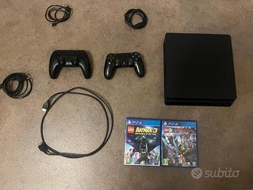 Ps4 con 2 giochi+ accessori