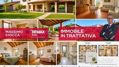 Casa indipendente di 200 m² con 4 locali e posto a
