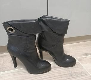 Stivaletti tacco a spillo