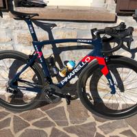 Pinarello Dogma F12 INEOS 2021