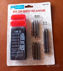 Box con inserti per avvitare