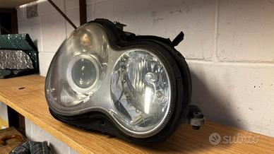 Faro anteriore Mercedes W203 originale