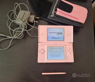 Nintendo DS Lite completo di scheda M3 Sakura 