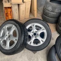 Pneumatici più cerchi in lega