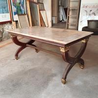 Tavolino in legno e onice bianca