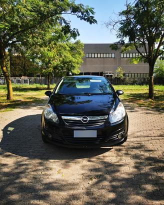 opel corsa 1.3 sport