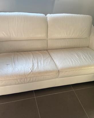 Divano usato comodissimo