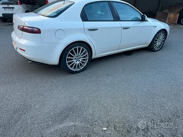 Alfa romeo 159