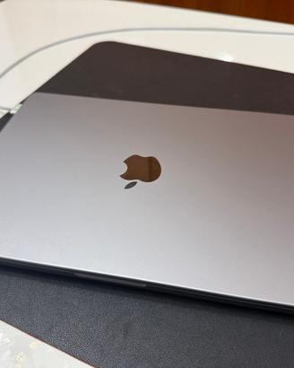 MacBook Pro 14" M1 Pro – 16GB RAM / 1TB SSD